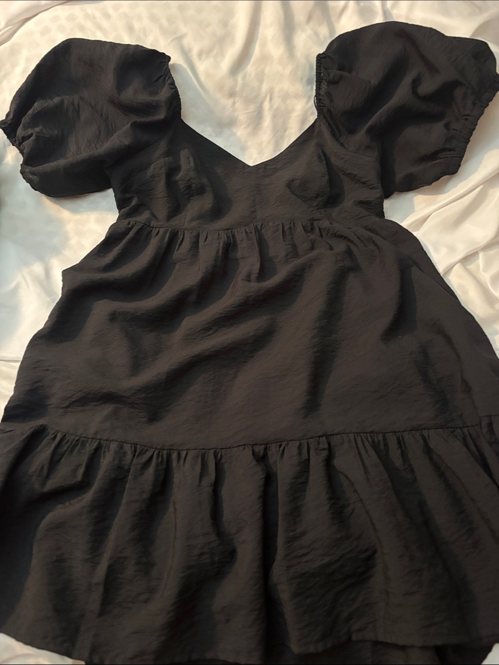 Nine West Black Babydoll, Puff-Sleeve, Tiered Mini Dress LBD Size Large - Picture 13 of 16